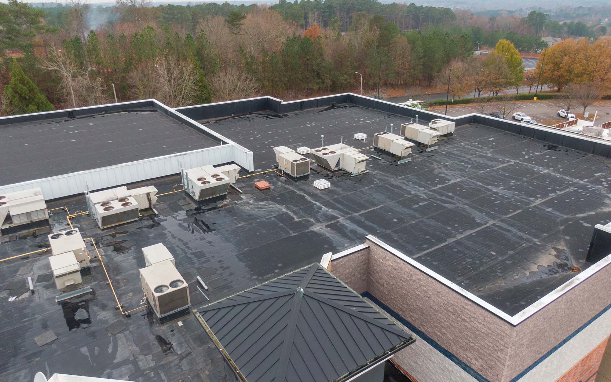 Emergency Roof Repairs for commercial roof
